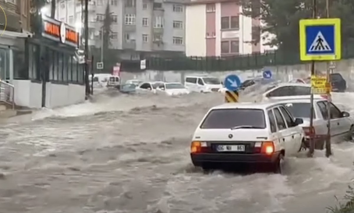Τουρκία: Στο έλεος σφοδρής καταιγίδας η χώρα – Πλημμύρες στην Άγκυρα